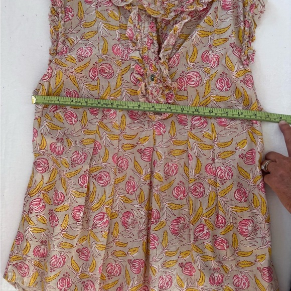 Ivy James High Neck Ruffles Sleeveless Floral Pleated Accent Top NWT Size XS - Picture 10 of 13